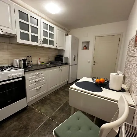 Terrace Apartments Otopeni ! Extérieur photo